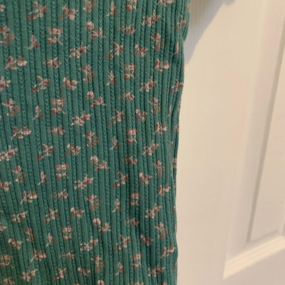 American Eagle tee - Picture 2 of 3